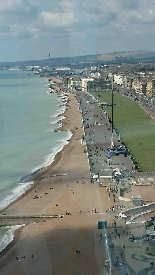 Apartamento Entire 2 Bed Flat With Garden, Located Near Beach Brighton
