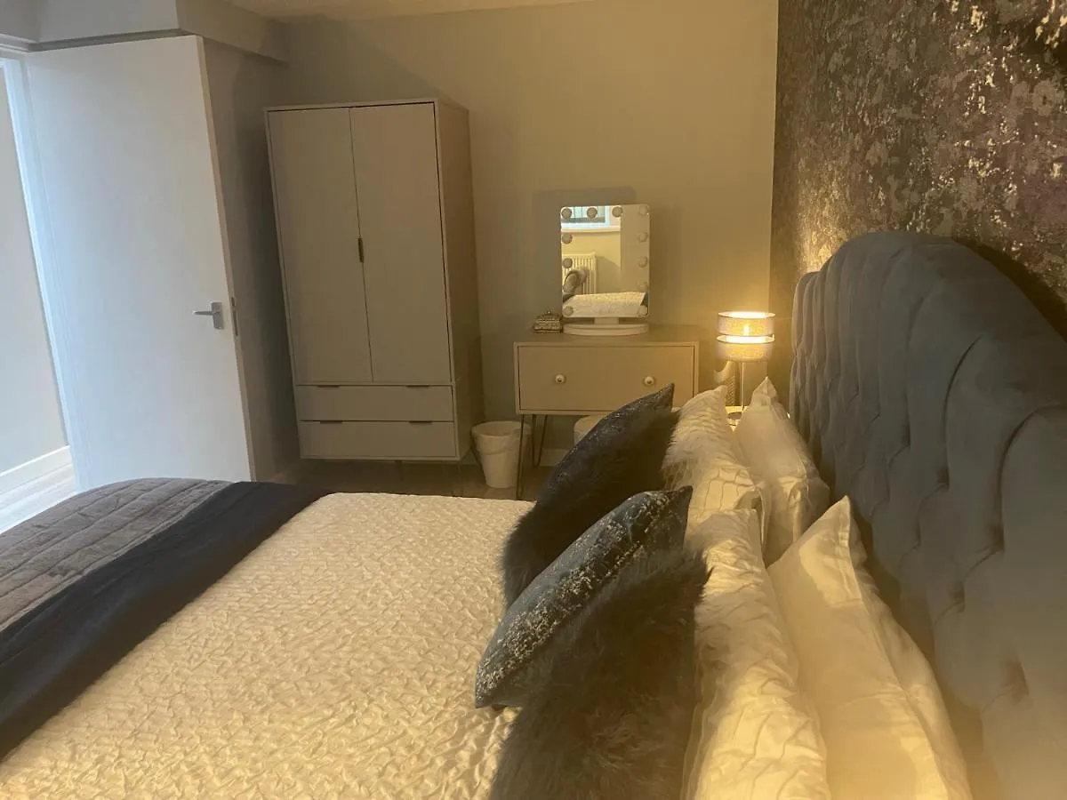 Apartamento Entire 2 Bed Flat With Garden, Located Near Beach Brighton